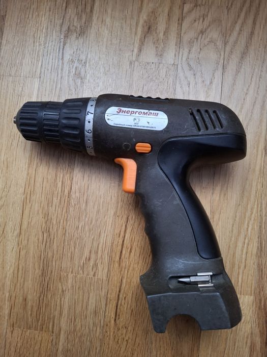 шуруповерт дш-3016к Енергомаш шурупокрут