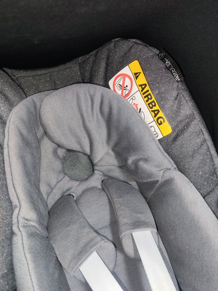 Maxi Cosi Pebble Plus+ 0-13 кг автолюлька автокрісло автокресло