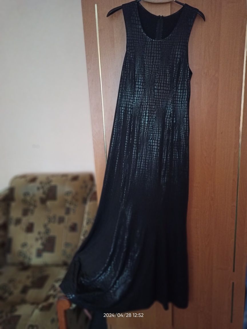 Платье женское длинное бренд 48-50