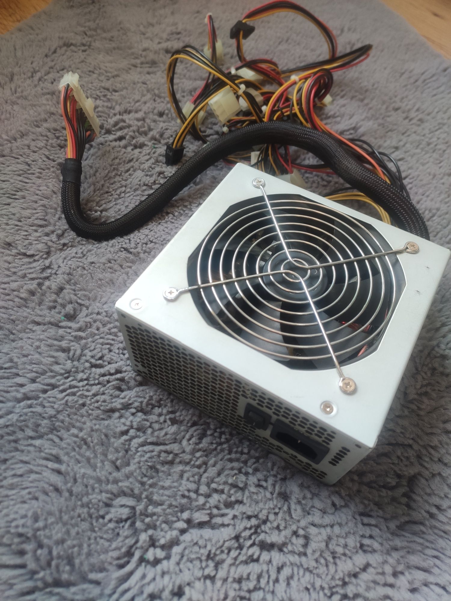 Zasilacz Logic ATX 12V 2.2 COMPATIBLE 500 W