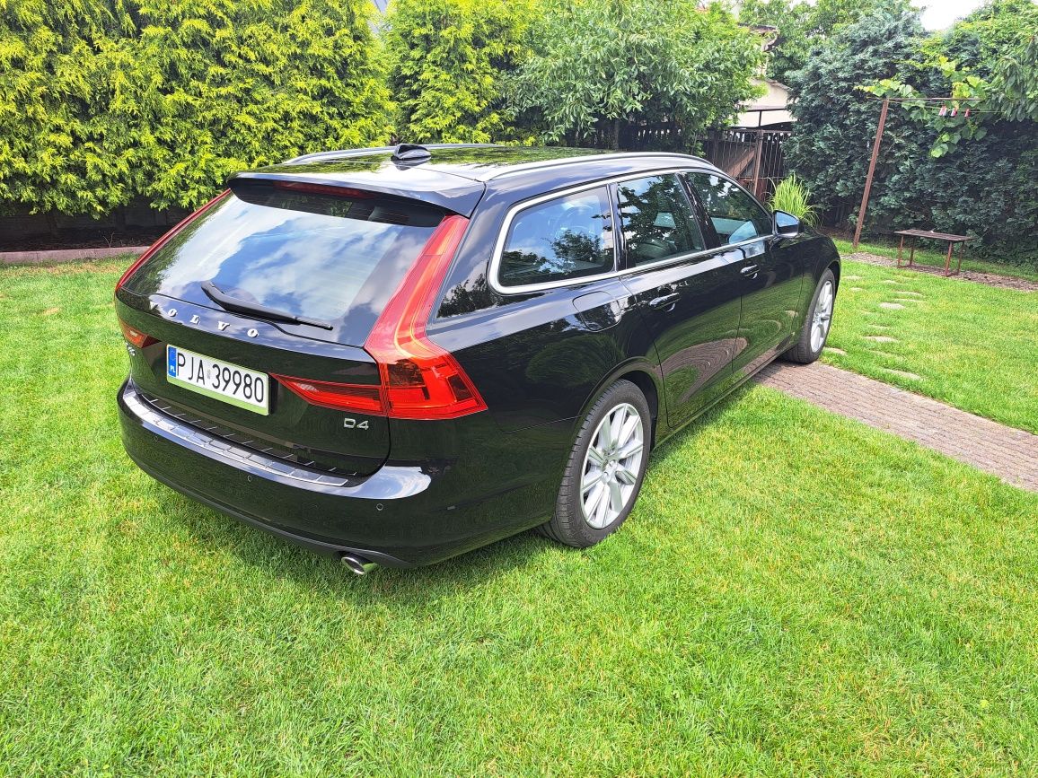 Volvo v90 2018r D4