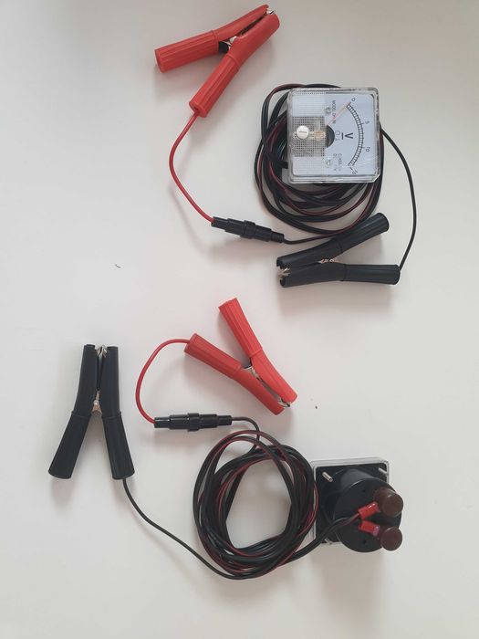 Woltomierz analogowy DH-50 BEZPIECZNIK krokodylki