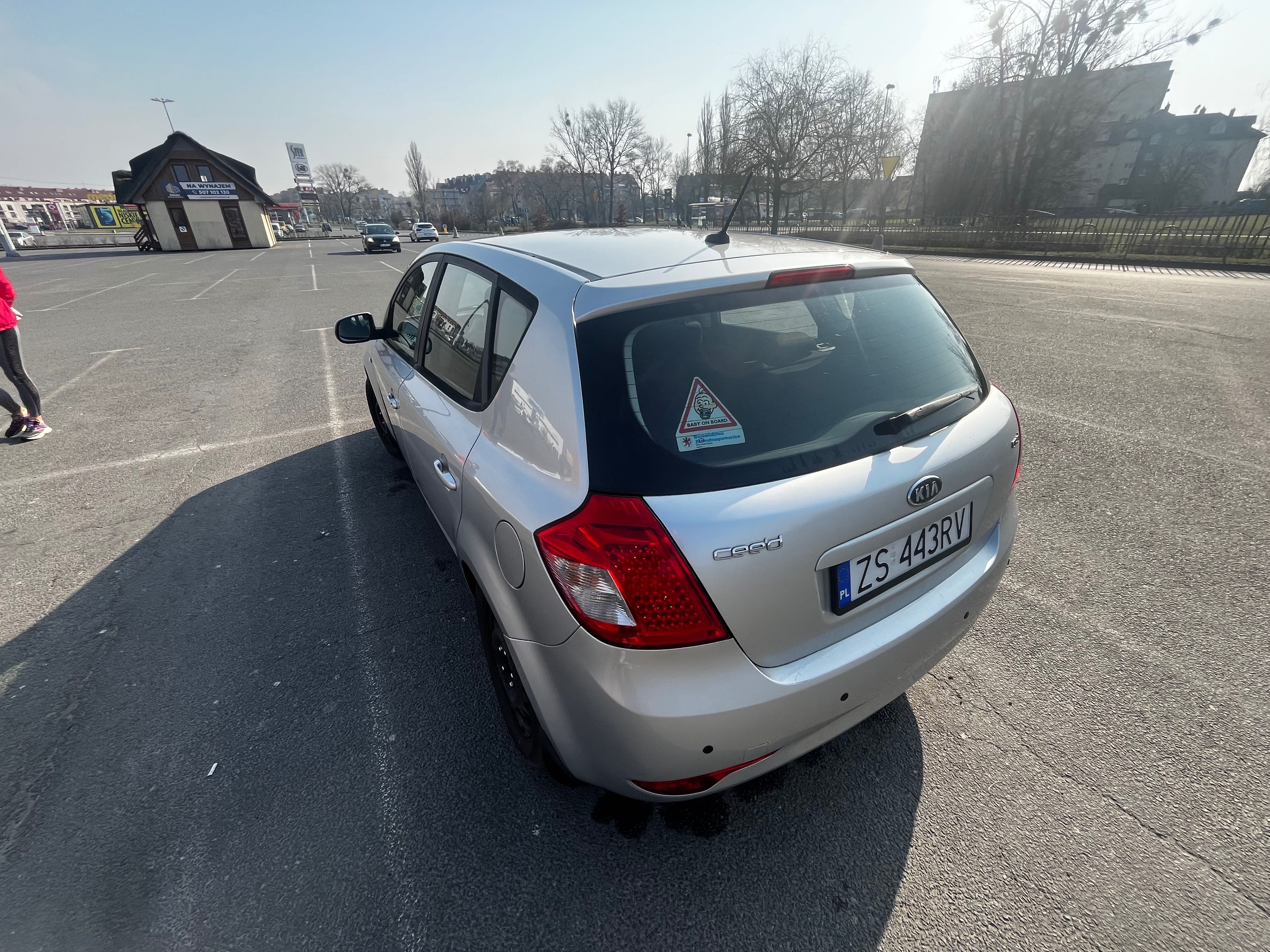 Ceed 1.6 CRDI 90KM 2009 r