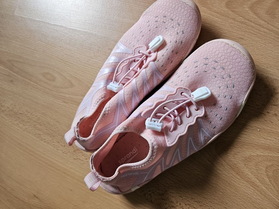 Buty do wody dziewczęce różowe sprandi 34 22cm