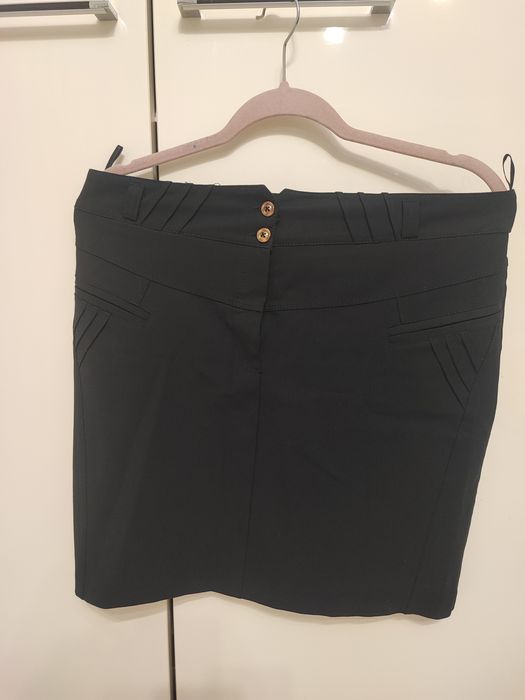 Продам стильну спідницю