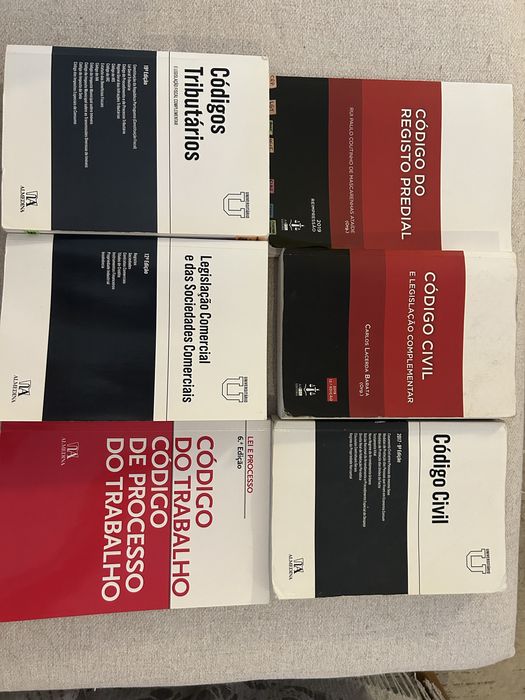 Livros Codigos Civil, Tributarios, Sociedade, entre outros
