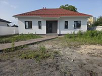 Новий будинок в шикарній локації