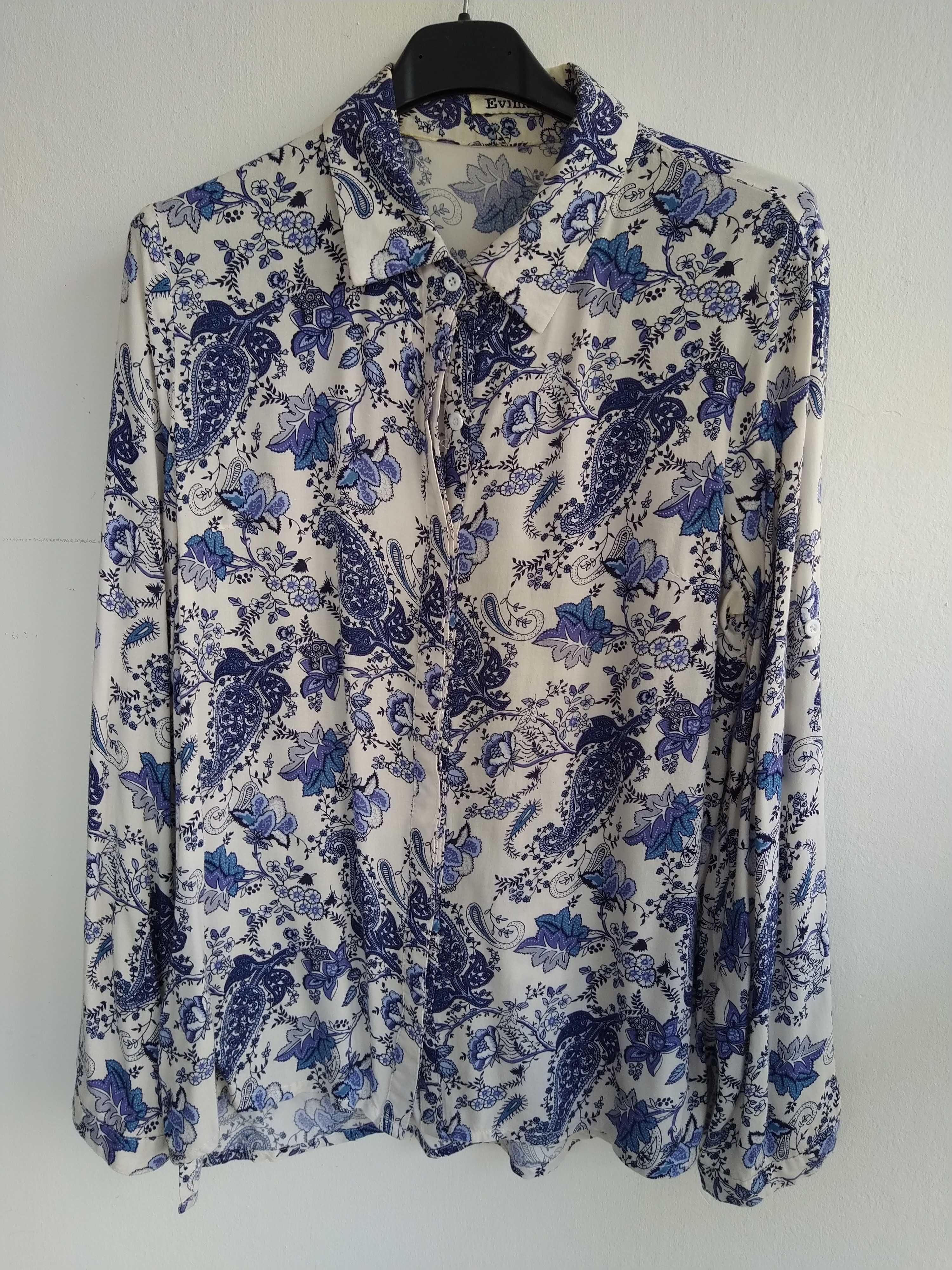 Blusa elegante em tons de azul - Tamanho M