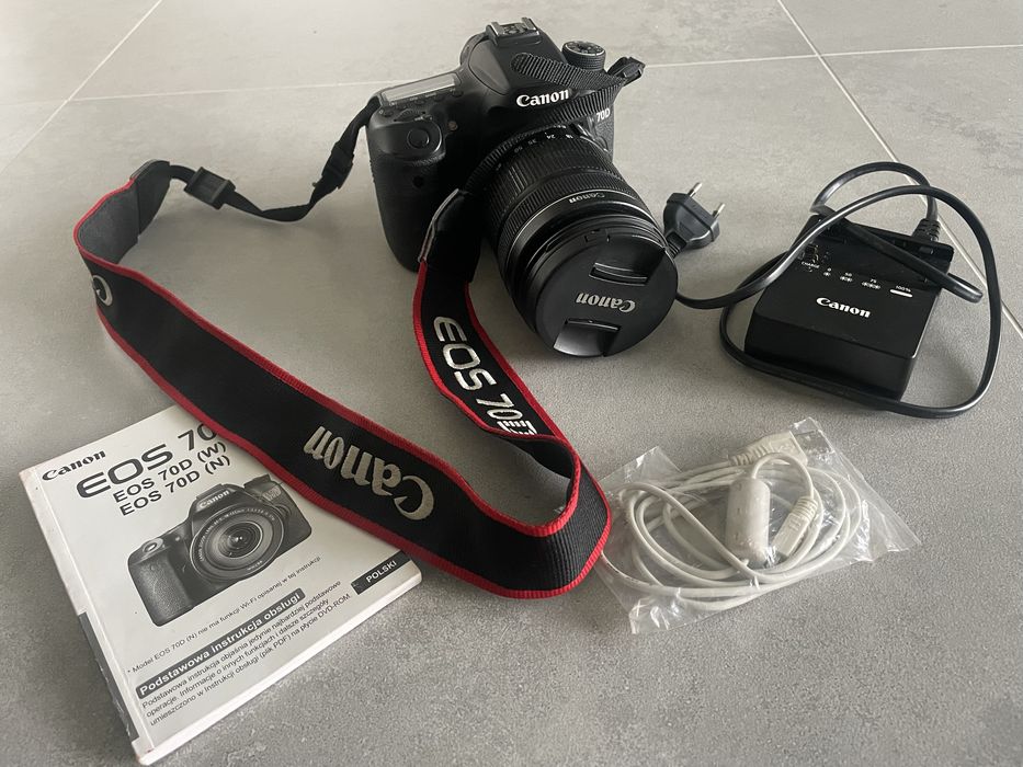 Canon EOS 70D + obiektyw + akcesoria – stan bardzo dobry