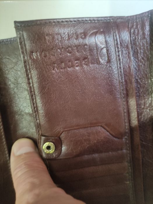 Гаманець шкіряний жіночий BETTY JACKSON BLAK.