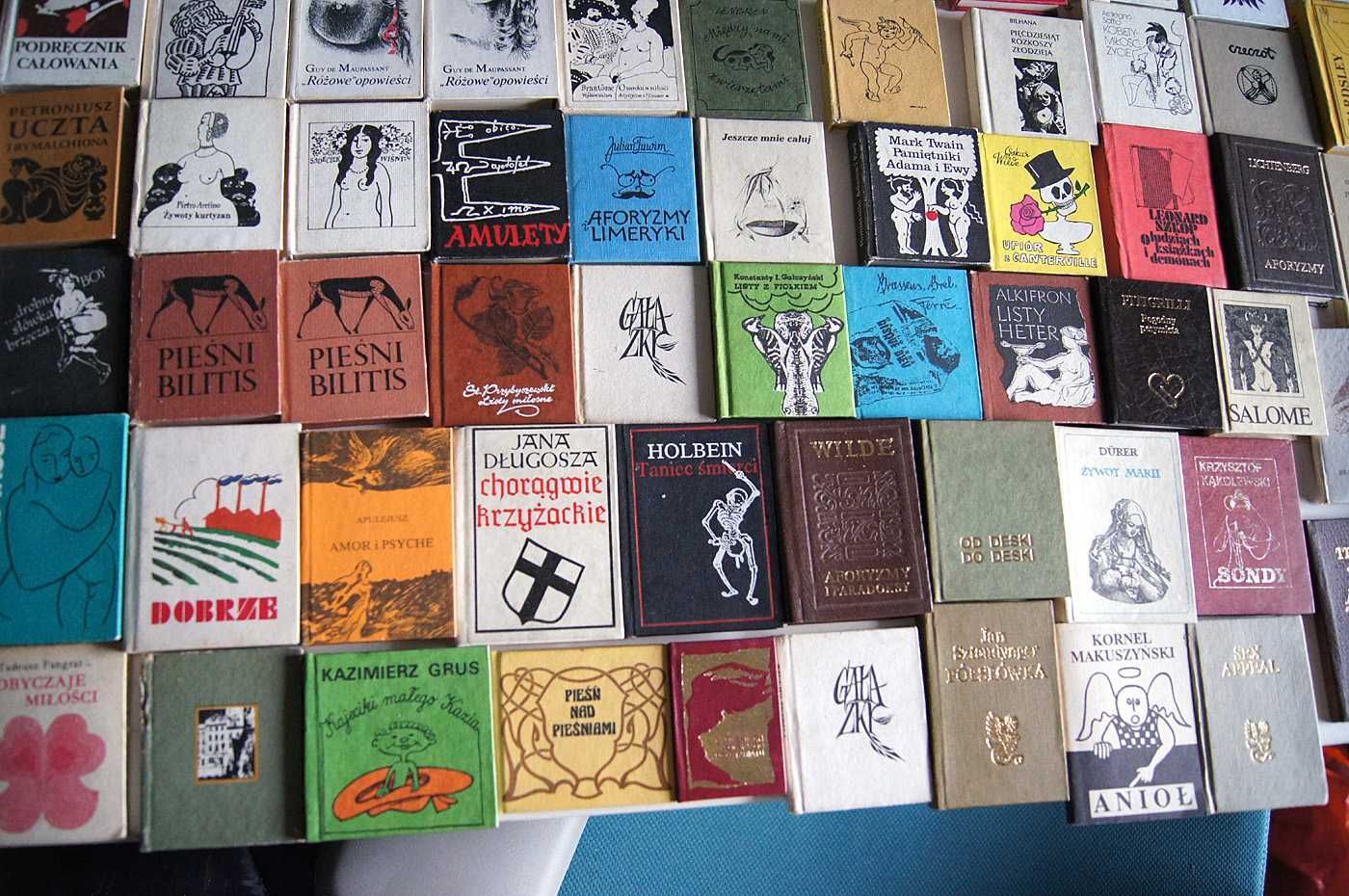 Kolekcjonerskie Mini Książeczki PRL 138 szt unikaty lata 80te