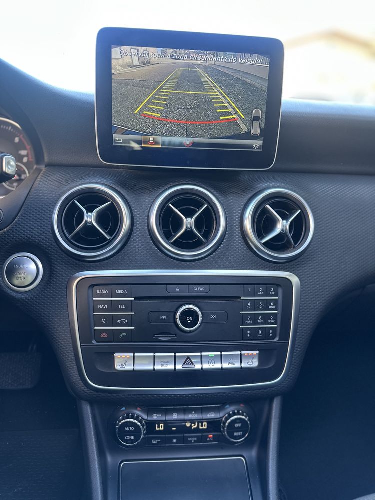 Mercedes A180 Automatico Ano 2018 ( Versao com Todos os Extras )