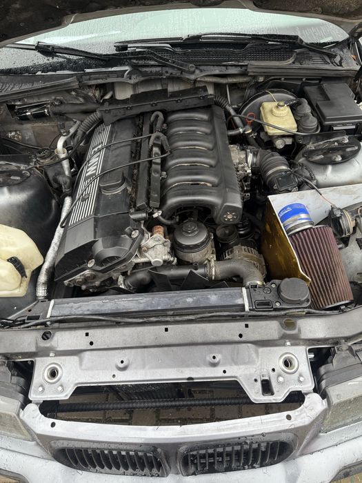 Bmw E36 320i / 2.8 automat  E30 2.4 9000 bez negocjacji