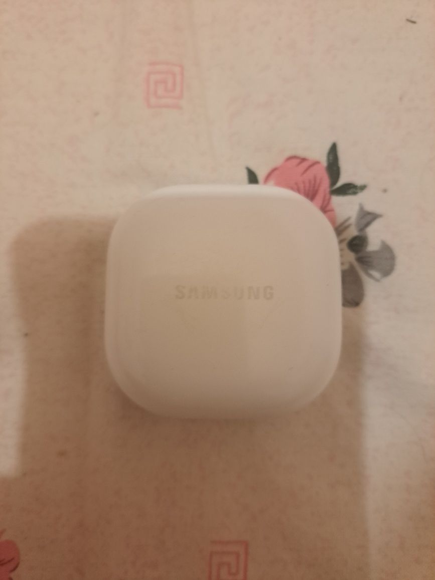 Samsung galaxy bud 2