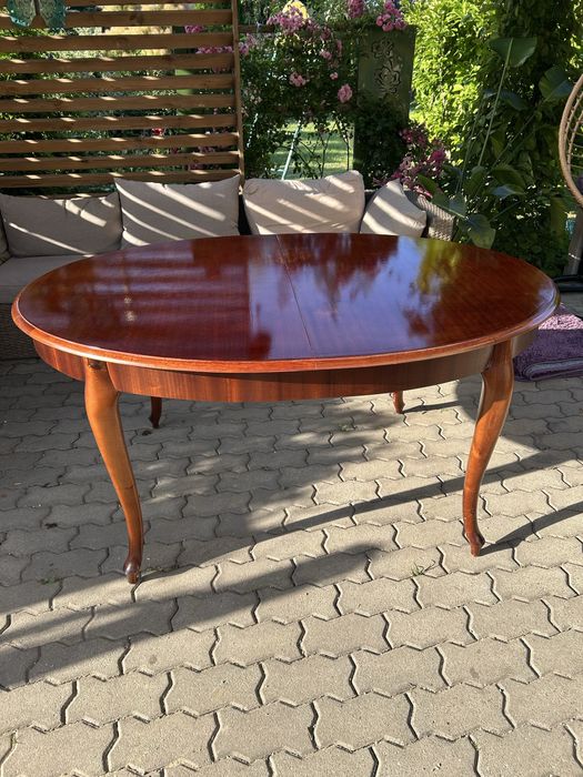 Stól owalny rozkładany 155 +44 x  110  plus 4 krzesla Selva