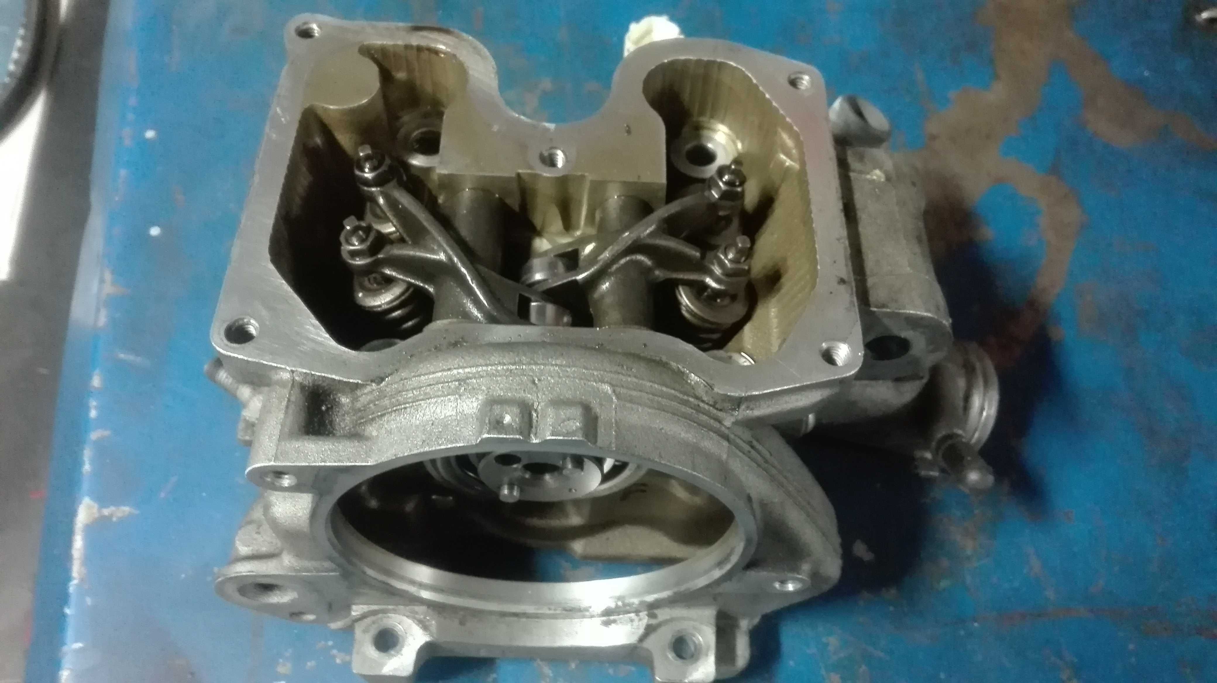 Peças de motor Yamaha magesty 125