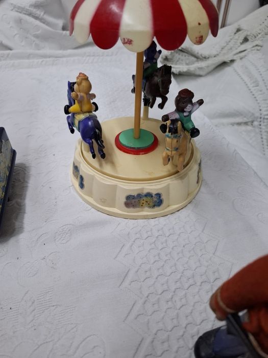 Conjunto de peças antigas