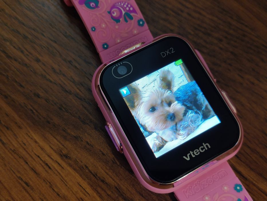 Zegarek dziecięcy z aparatem foto.