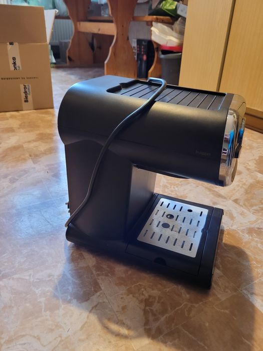 Ekspres kolbowy Silvercrest SEM 1100 B3 Czarny
Ekspres ciśnieniowy Sil
