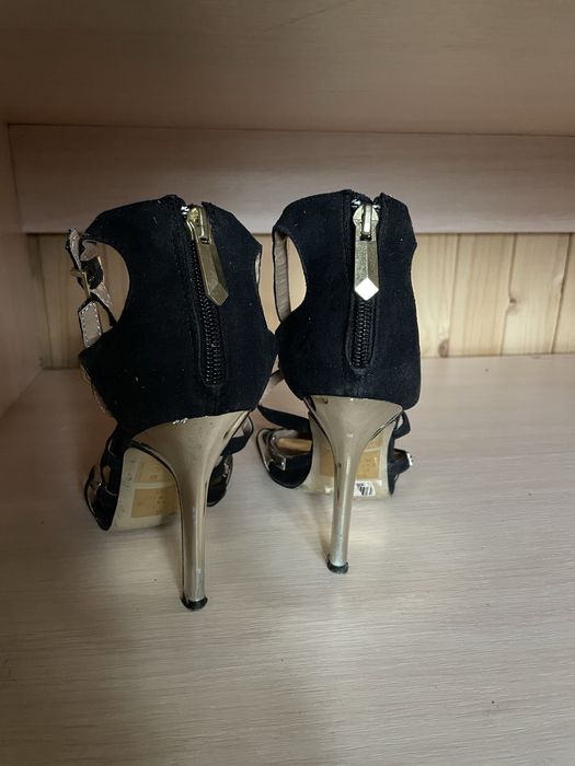 Босоніжки жіночі розмір 37,5