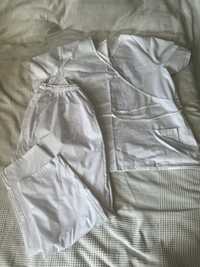 biały scrubs odziez medyczna zestaw bluzka plus spodnie