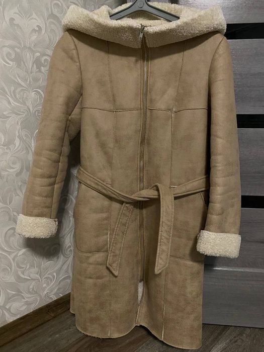 Дублянка з капюшоном бежева