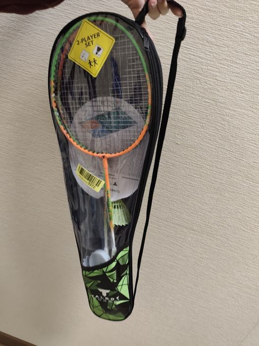 Ракетки бадмінтону