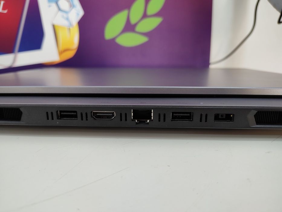 Laptop gamingowy Lenovo LOQ 15IAX9 gwarancja
