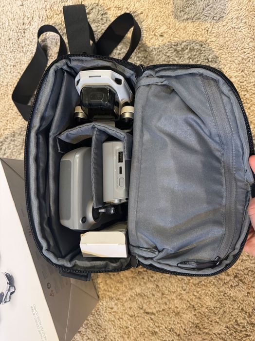 DJI mini 2 dron, 3 baterie, 2 karty SD (128GB i 32GB), jak nowy