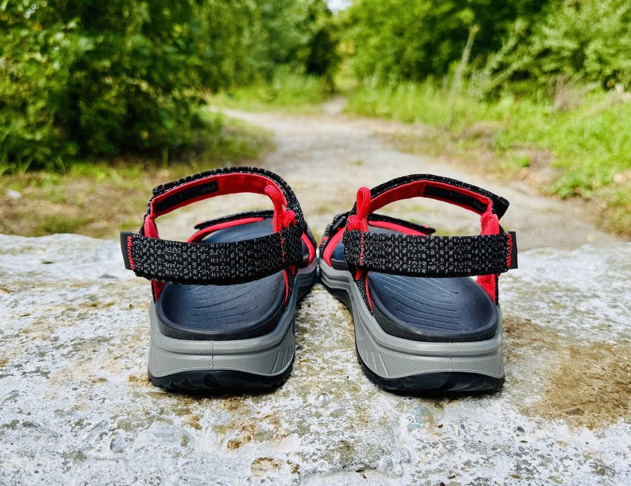 Круті жіночі сандалі Ecco X-Trinsic