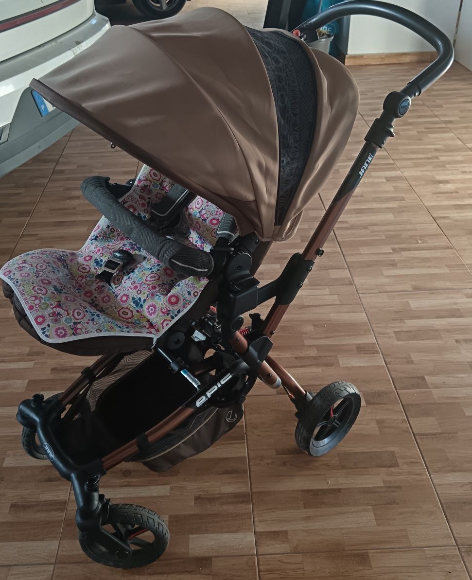 Carrinho de bebe Épico Jane