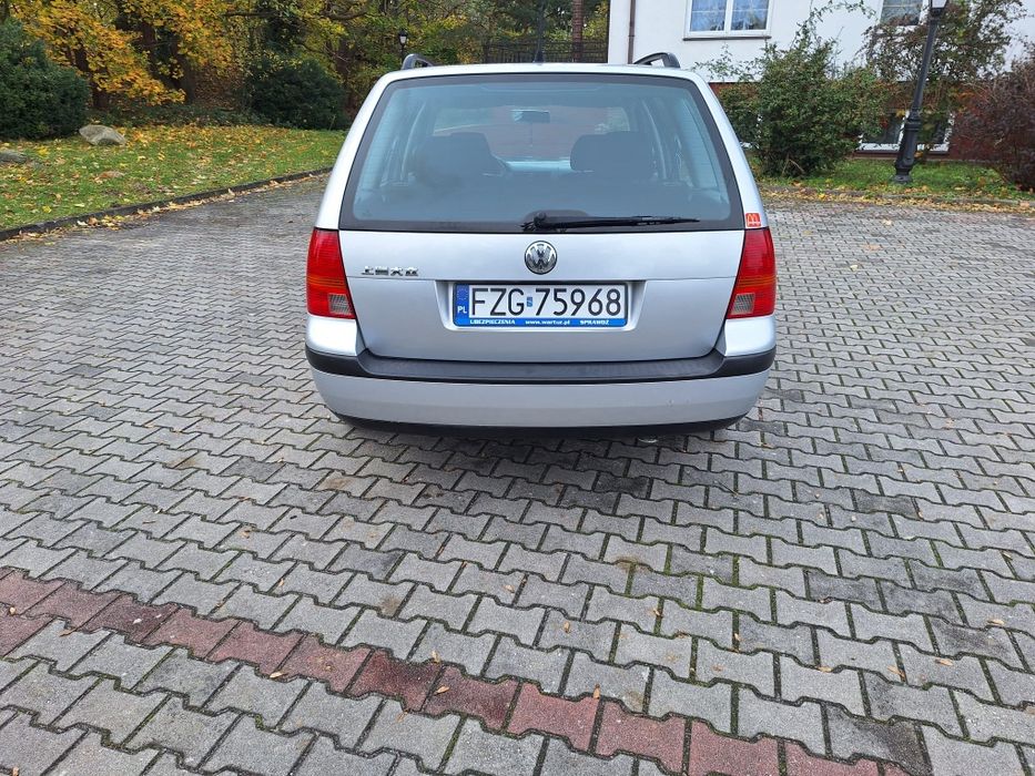 Volkswagen Golf IV 1.4 MPI*SPECIAL*LIFT*Klima*Elektryka*Radio*ŁADNY