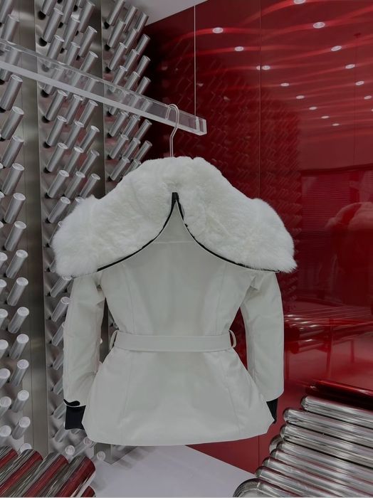 Moncler kurtka puchowa z lisem i królikiem