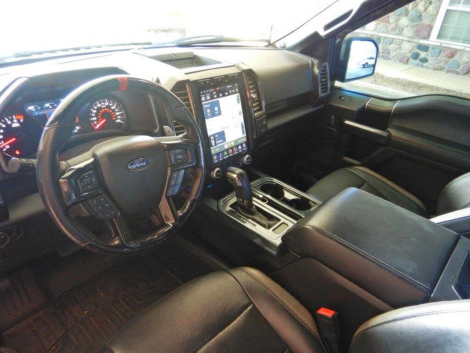 Ford F-150 Raptor SuperCrew      2018