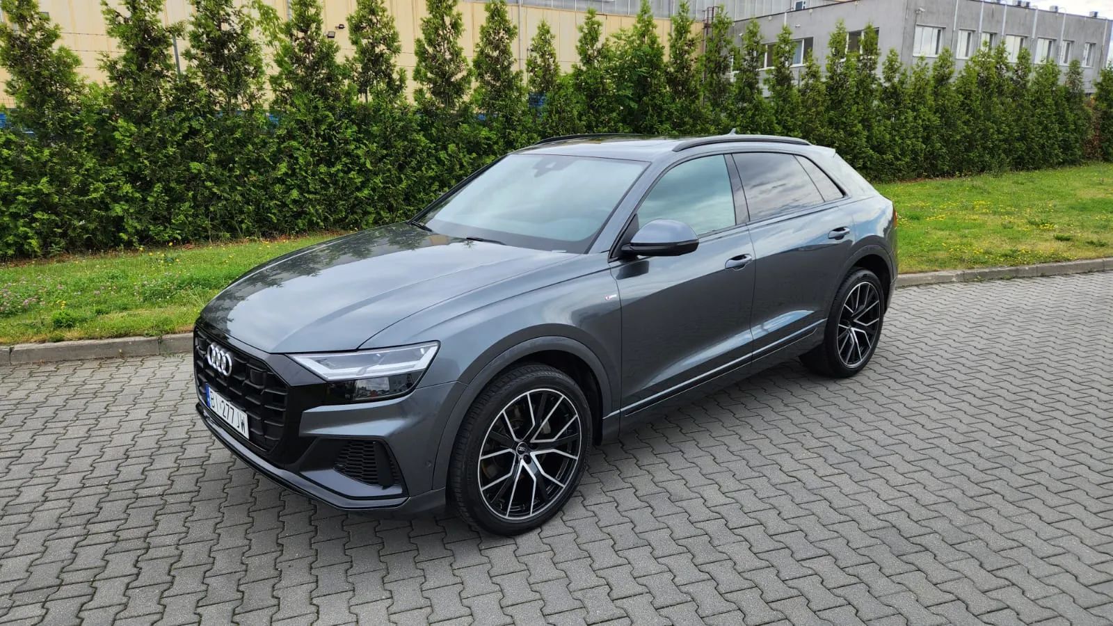 Audi Q8 55 TFSI 340 km w wersji PROGRESSIV S-line