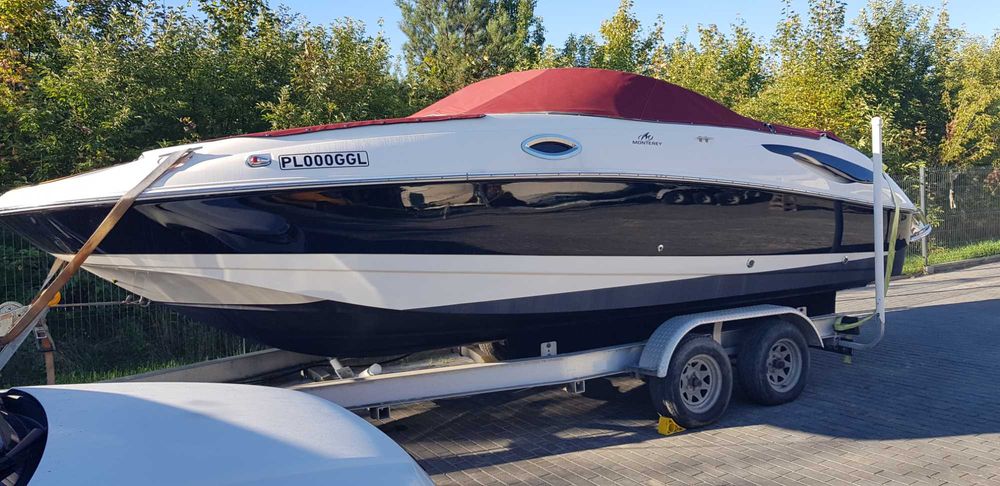 Sprzedam motorówkę otwarto pokladową silnik Mercruiser 5,7 MPI