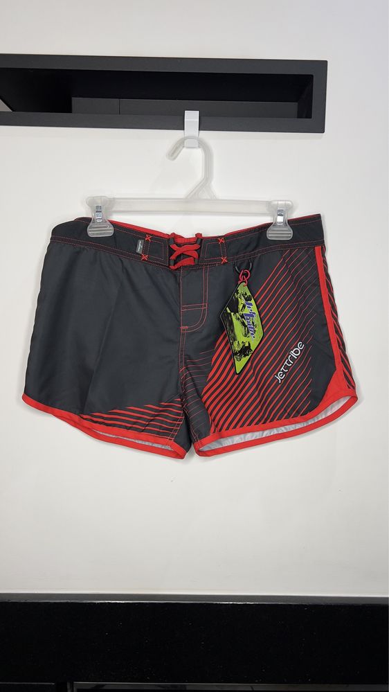 Damskie Spodenki do kolan firmy JETTRIBE Racing. Shorts. Skuter wodny.