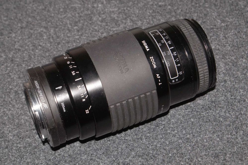 Sigma AF 24+50mm f/2.8 macro + bonus 75-300 (for Sony)