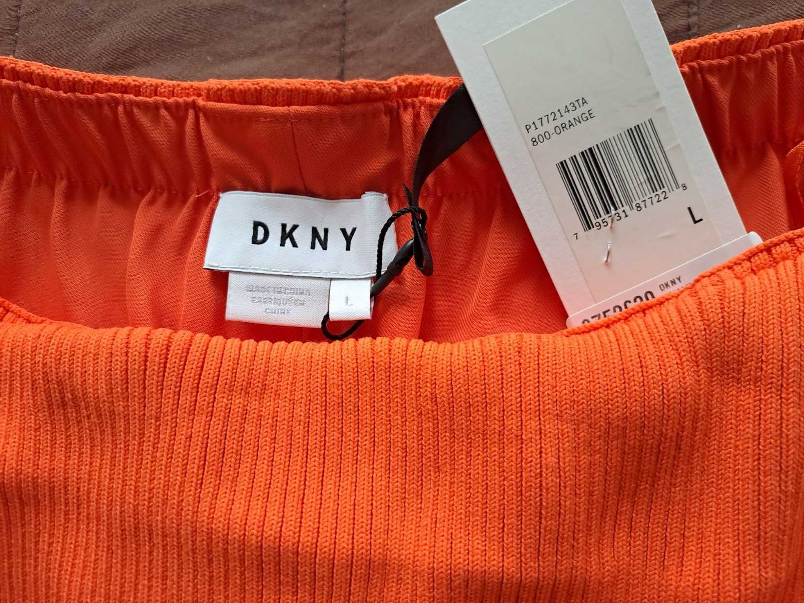 Vestido Laranja. DKNY. Tamanho L