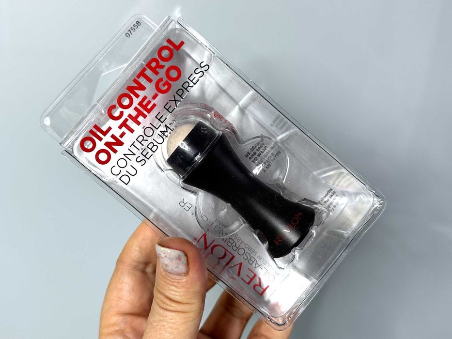 Чудовий подарунок  - Ролик Revlon  для oбличчя Beauty tools