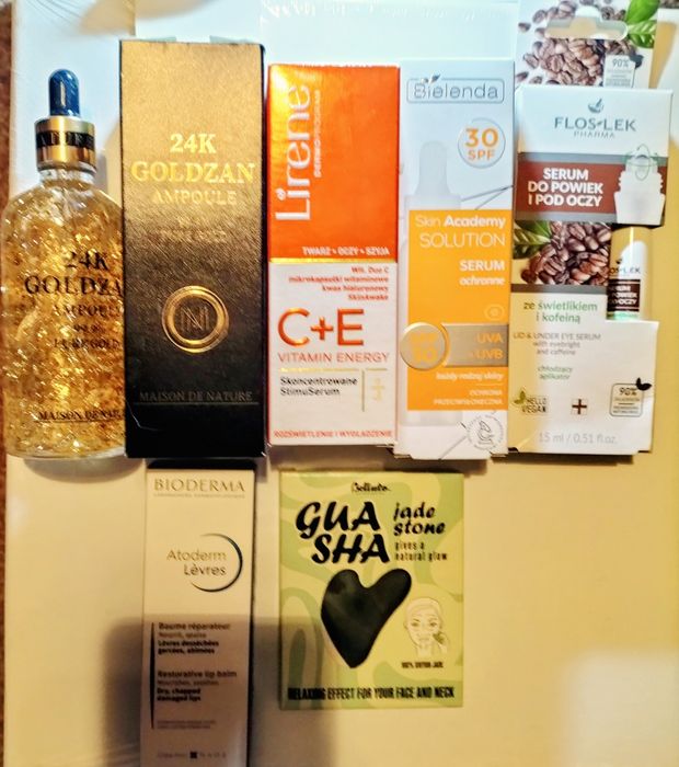 Zestaw kosmetyków do pielęgnacji twarzy nowy, super cena