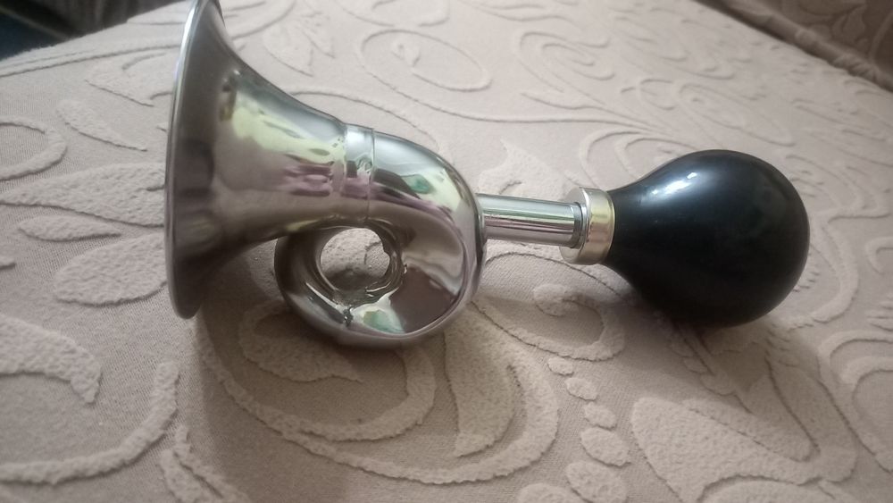 Buzina de bicicleta nova.