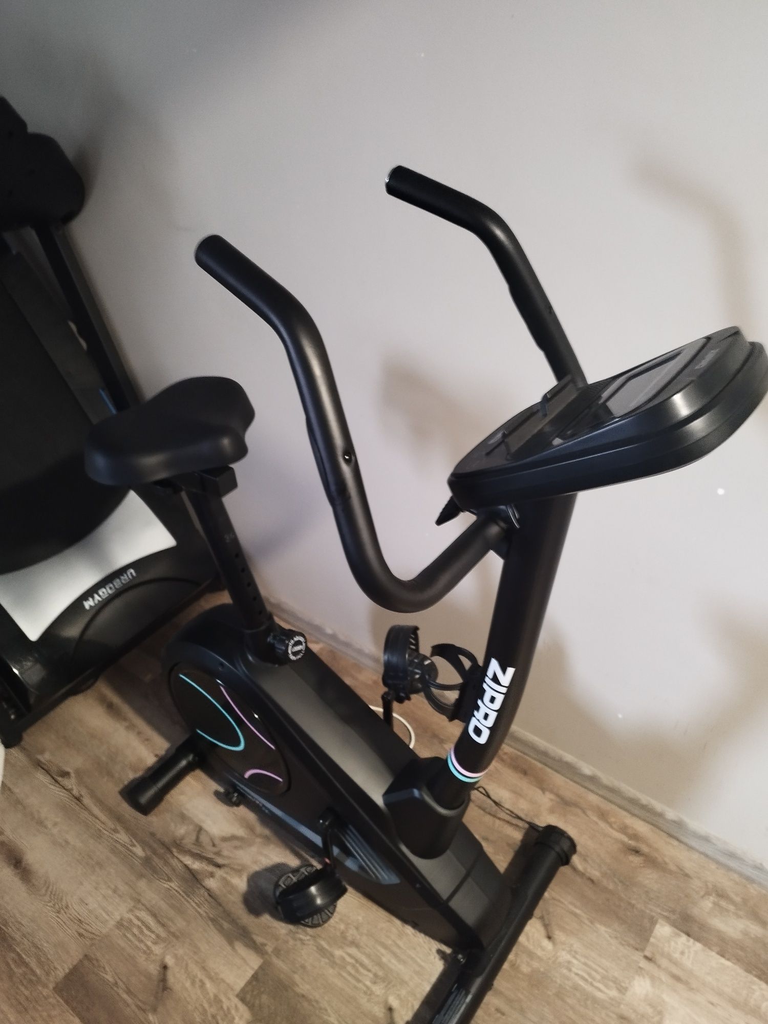 Rower stacjonarny Zipro Flame WM