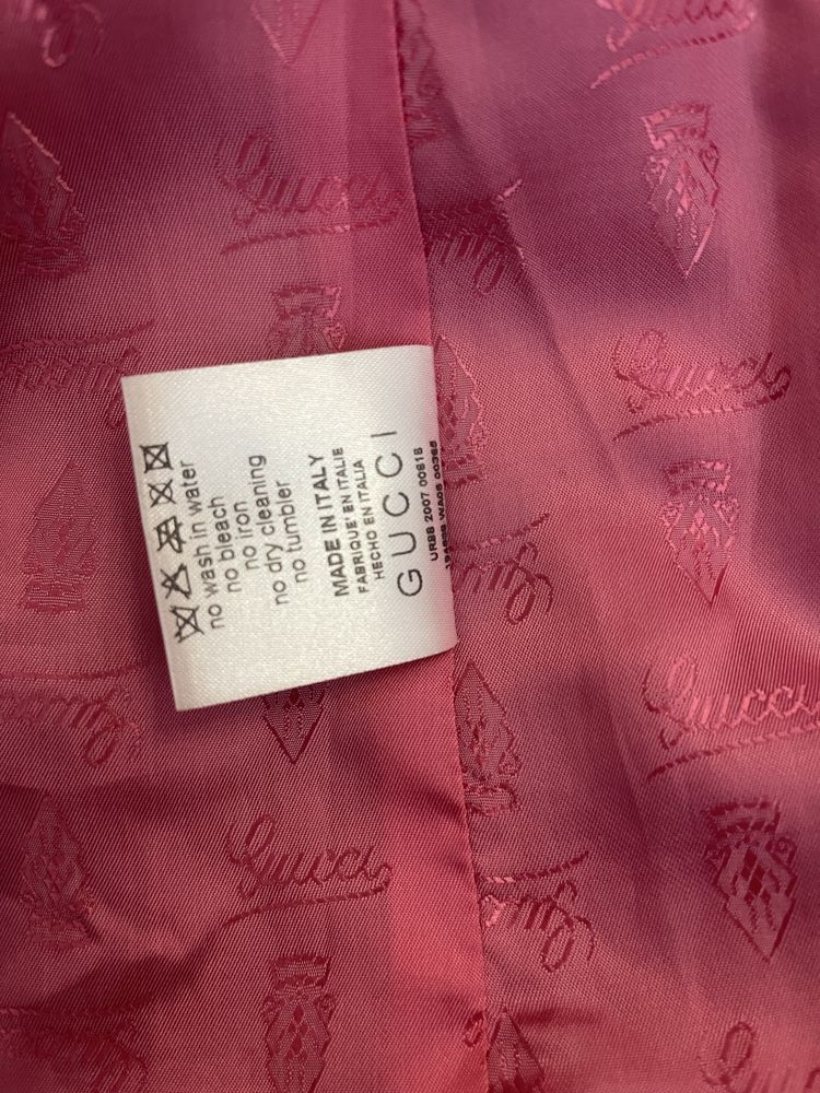 Женский плащ GUCCI  черный лак на атласн подкладке раз L