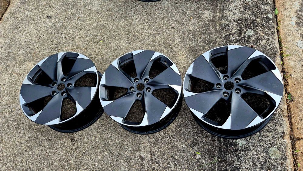 SEAT LEON CUPRA BORN Felga Aluminiowa 7,5x19 ET50 5x112 Nowa