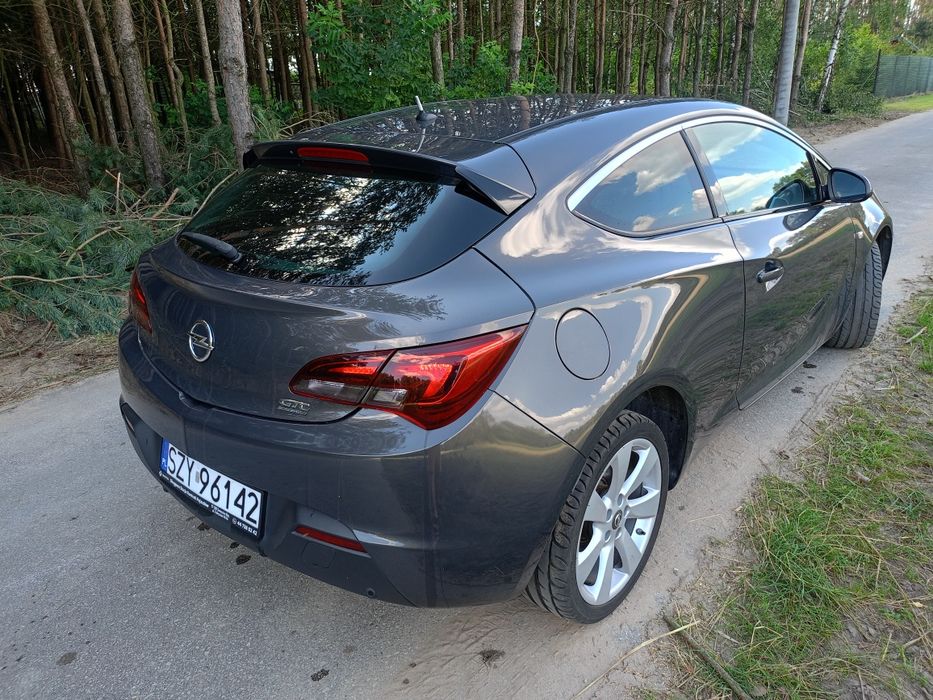 Opel astra J GTC 1.4T