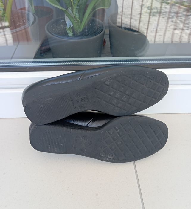 Czarne  buty, Pavers, rozmiar 38