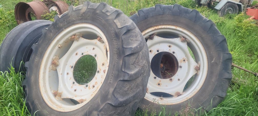 Koła, felgi r28 massey ferguson 2620,2640,2680 itp