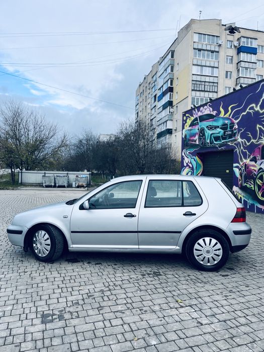 Продам надійний автомобіль