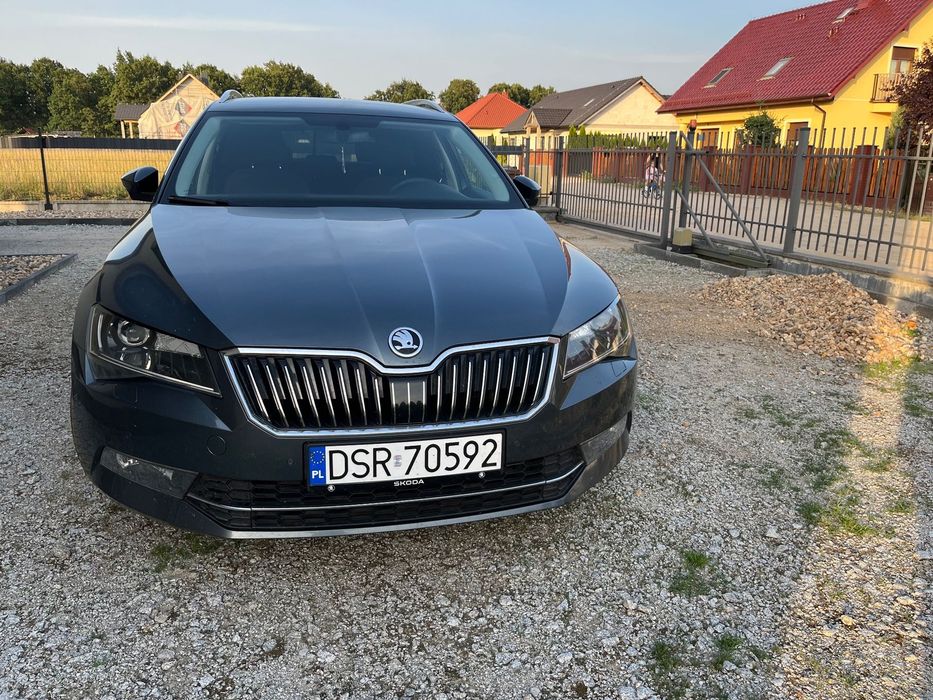 Skoda Superb Bezwypadkowy